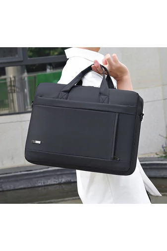 Fekete laptoptáska, maximális méretű 15,6 hüvelyk, vízálló anyagból