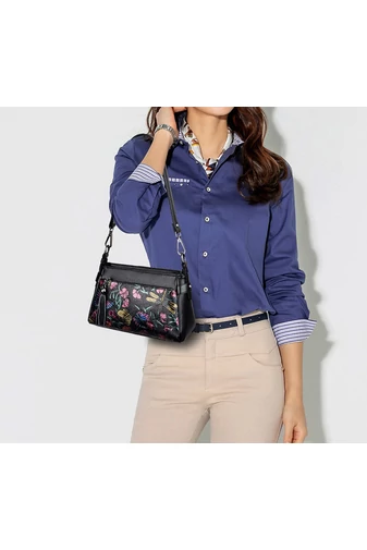 Fekete virágmintás műbőr Crossbody táska (15x25x10cm)