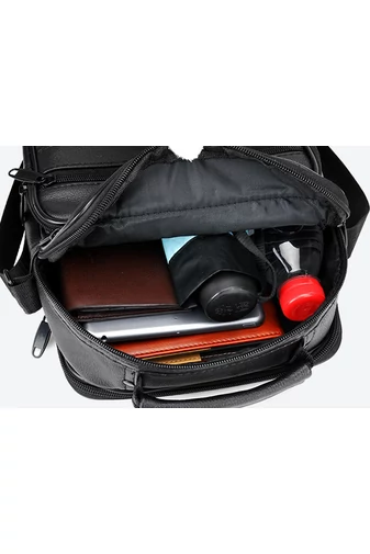 Fekete Valódi Bőr Crossbody Táska (21x18x10cm)