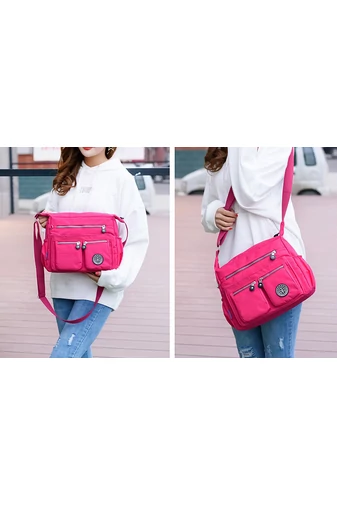 Barna Vízálló Crossbody Táska (22x29x12cm)