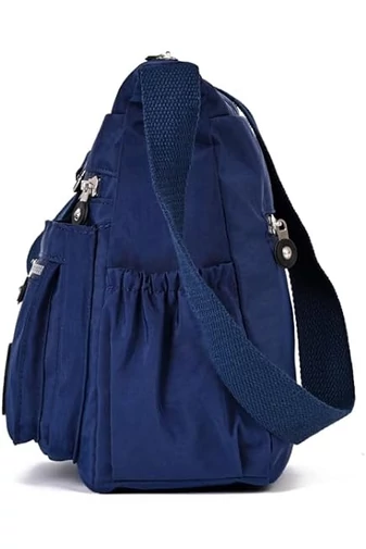 Barna Vízálló Crossbody Táska (22x29x12cm)