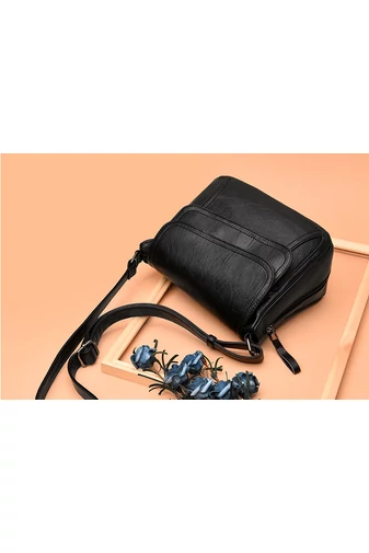 Fekete Ökológiai Bőr Crossbody Táska (21x25x12cm)