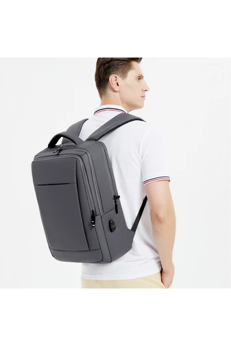 Szürke Férfi Laptop Hátizsák Üzleti, Prémium Minőségű Vízálló Anyagból (42x30x13cm)